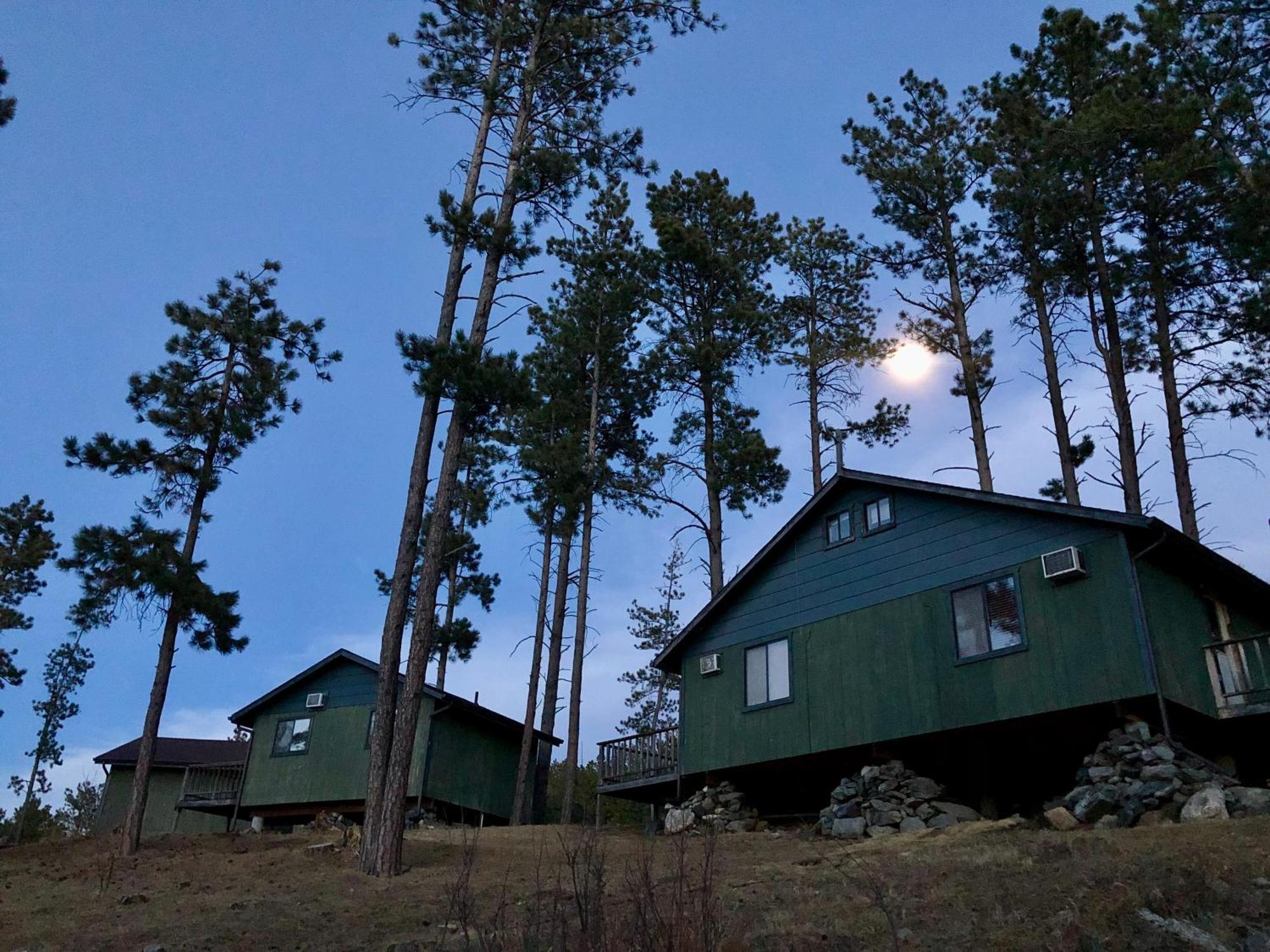 Mountain View Lodge & Cabins Hill City Exterior photo